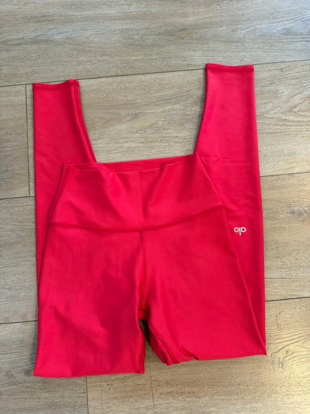 Alo Yoga High-Waist Airbrush Legging Red Size S - Like New